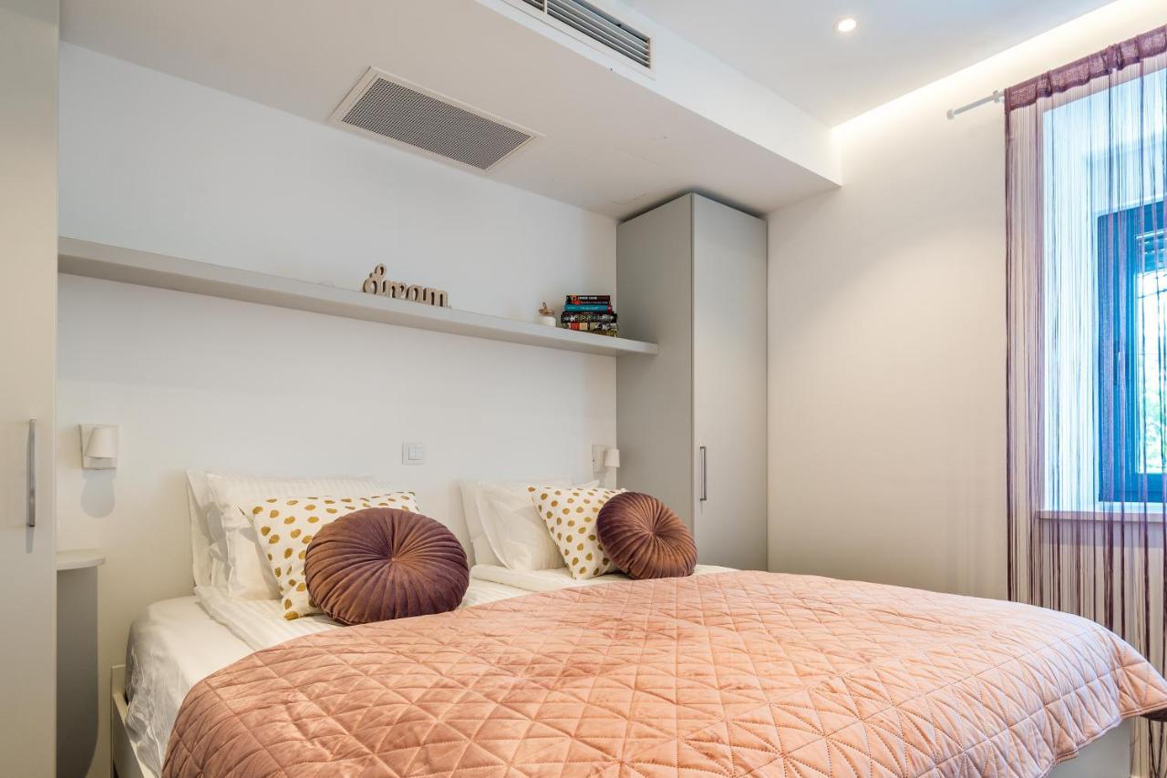 Luxury Apartments Azalea シベニク エクステリア 写真