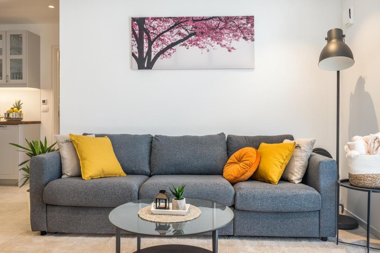 Luxury Apartments Azalea シベニク エクステリア 写真
