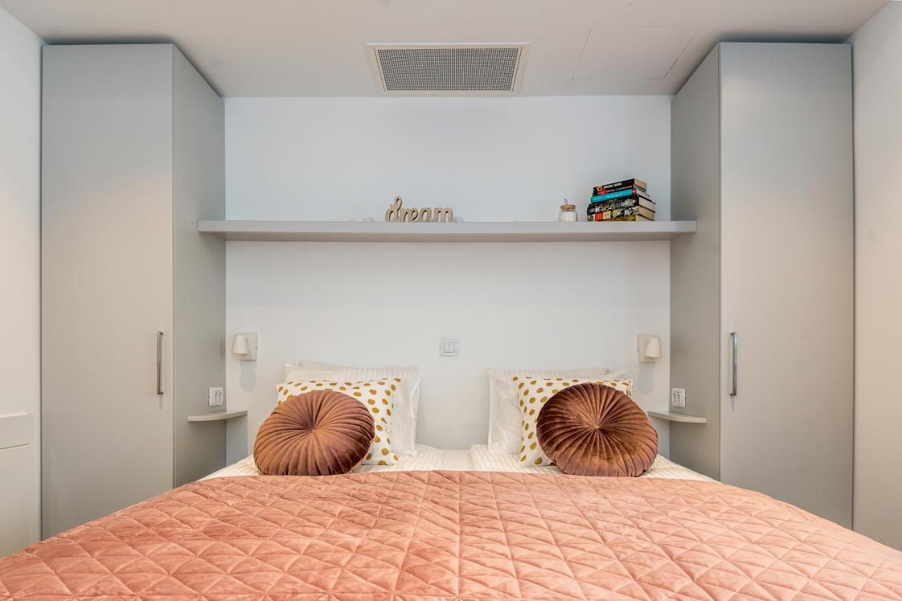 Luxury Apartments Azalea シベニク エクステリア 写真